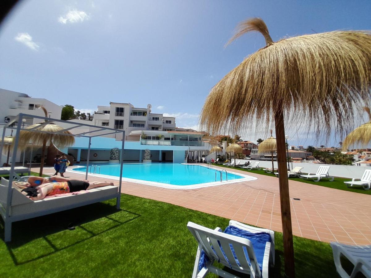 Apartments Island Village Heights Адехе Экстерьер фото
