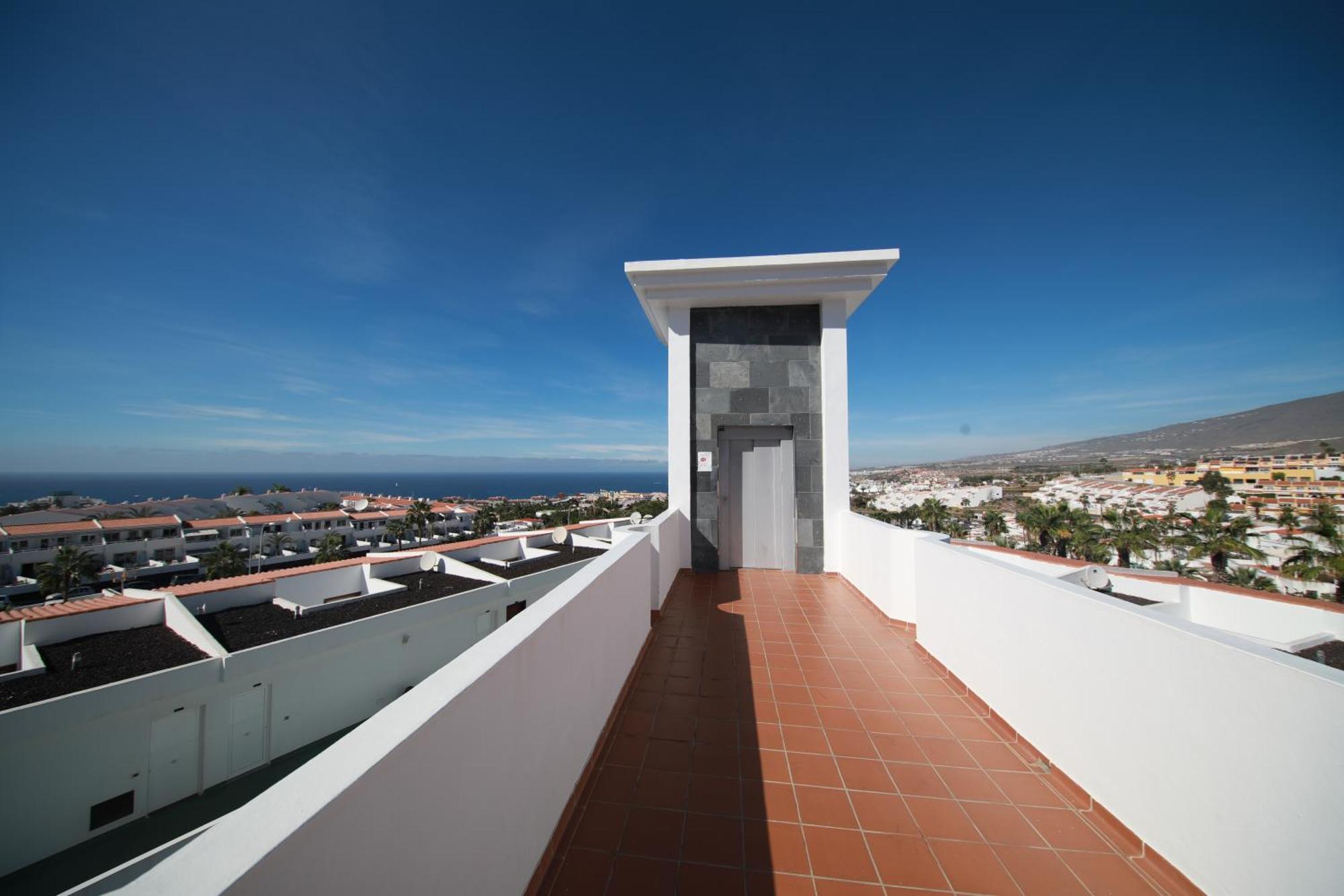Apartments Island Village Heights Адехе Экстерьер фото