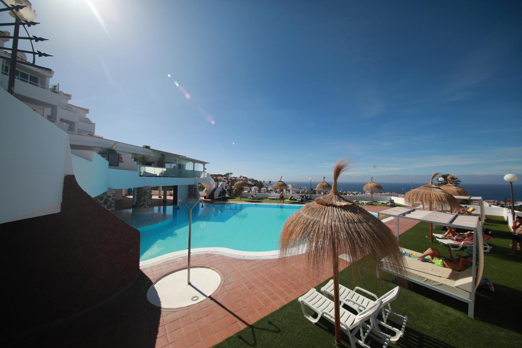 Apartments Island Village Heights Адехе Экстерьер фото