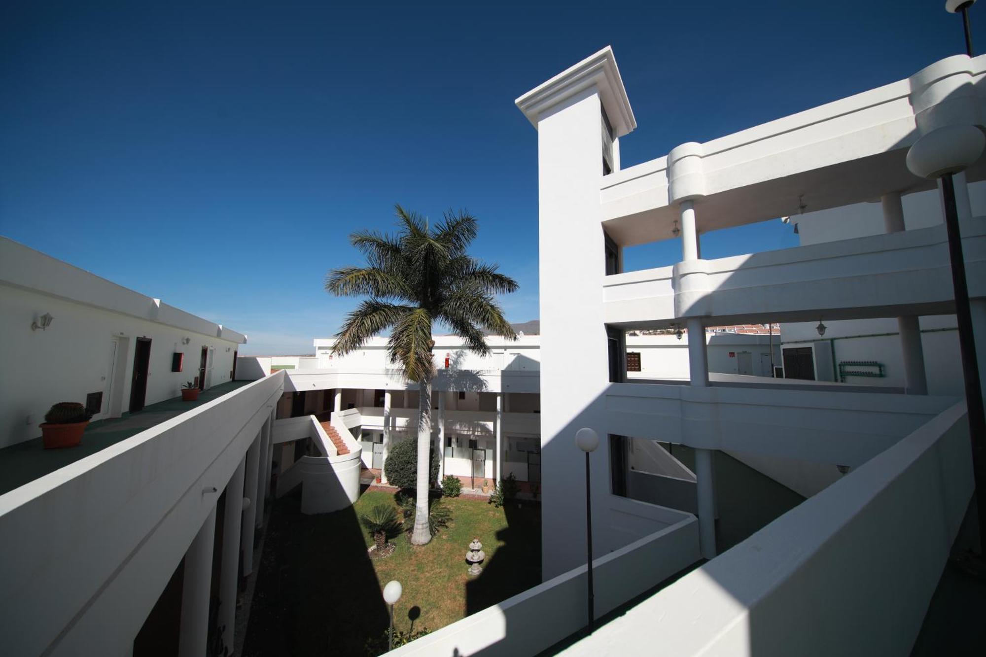 Apartments Island Village Heights Адехе Экстерьер фото
