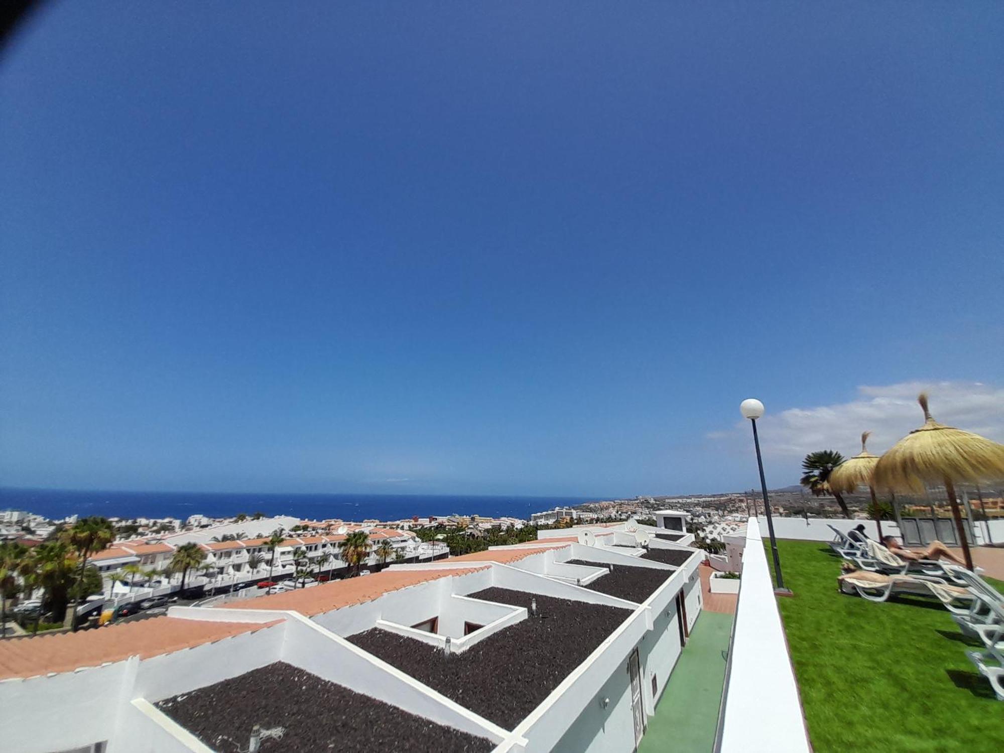Apartments Island Village Heights Адехе Экстерьер фото
